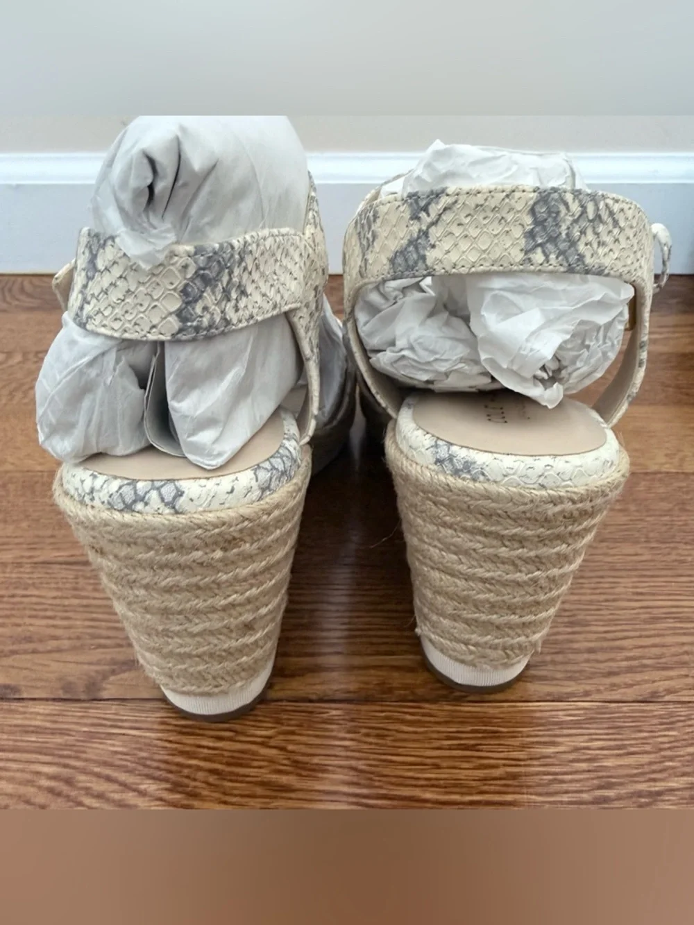Cole Haan White Snake-Print Wedge Sandals size 6.5